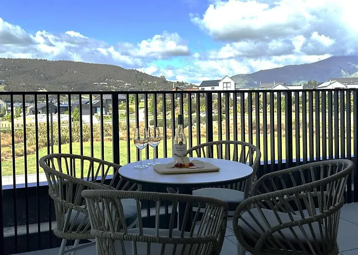 Majestic Mountain-view Retreat * 瓦纳卡